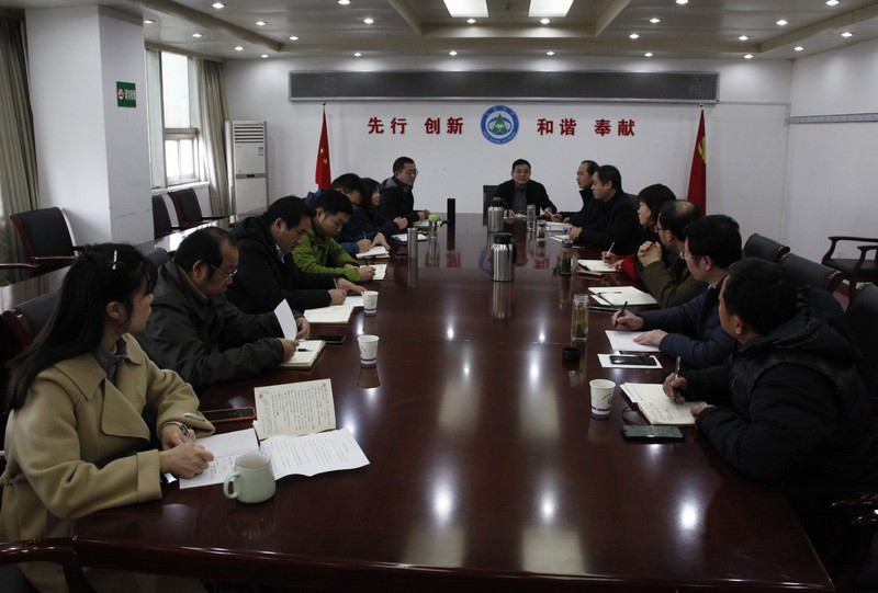 民主生活会会前座谈会1._MG_8183.jpg
