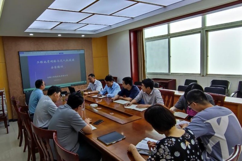 20230619队工勘院举办&ldquo;安全生产月&rdquo;专题培训.jpg