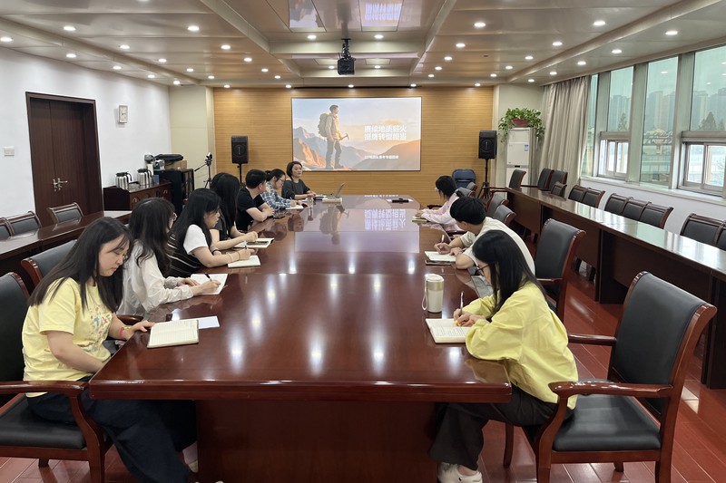 20260920联合团支部团员大会.jpg